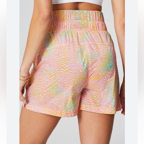 Fabletics Women's Ultra High-Waisted Piped Nylon Workout Shorts Pink Size S - Picture 9 of 9